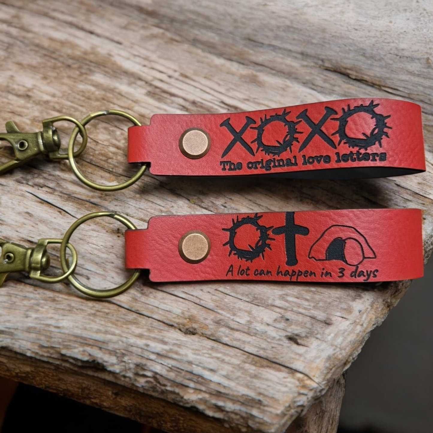 LEATHER KEYCHAIN