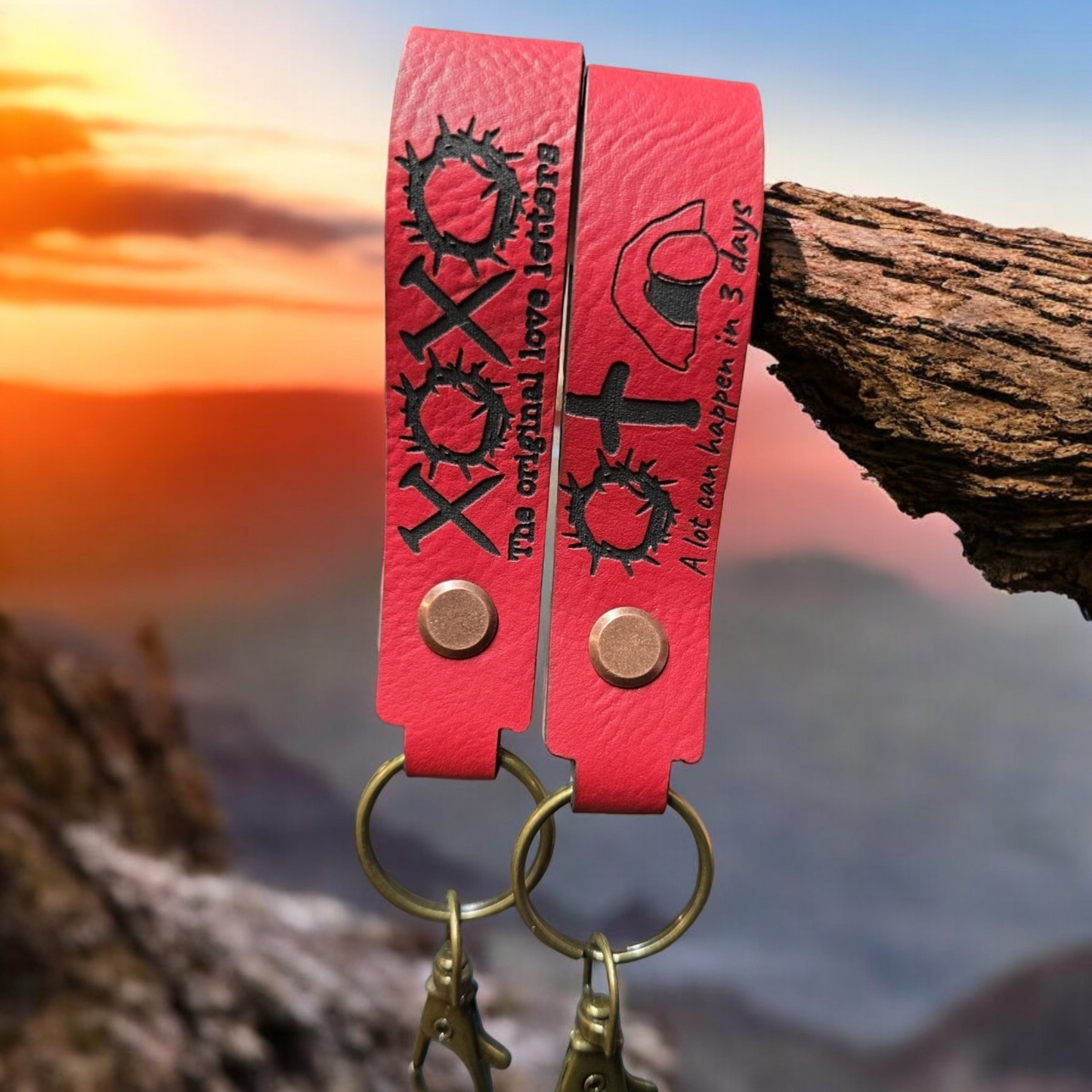 LEATHER KEYCHAIN