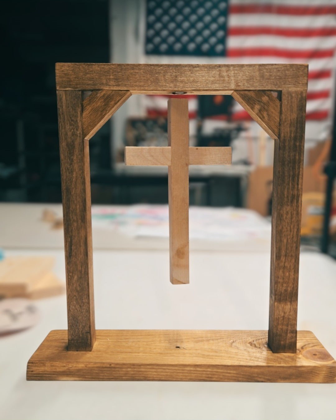 Floating Cross Display